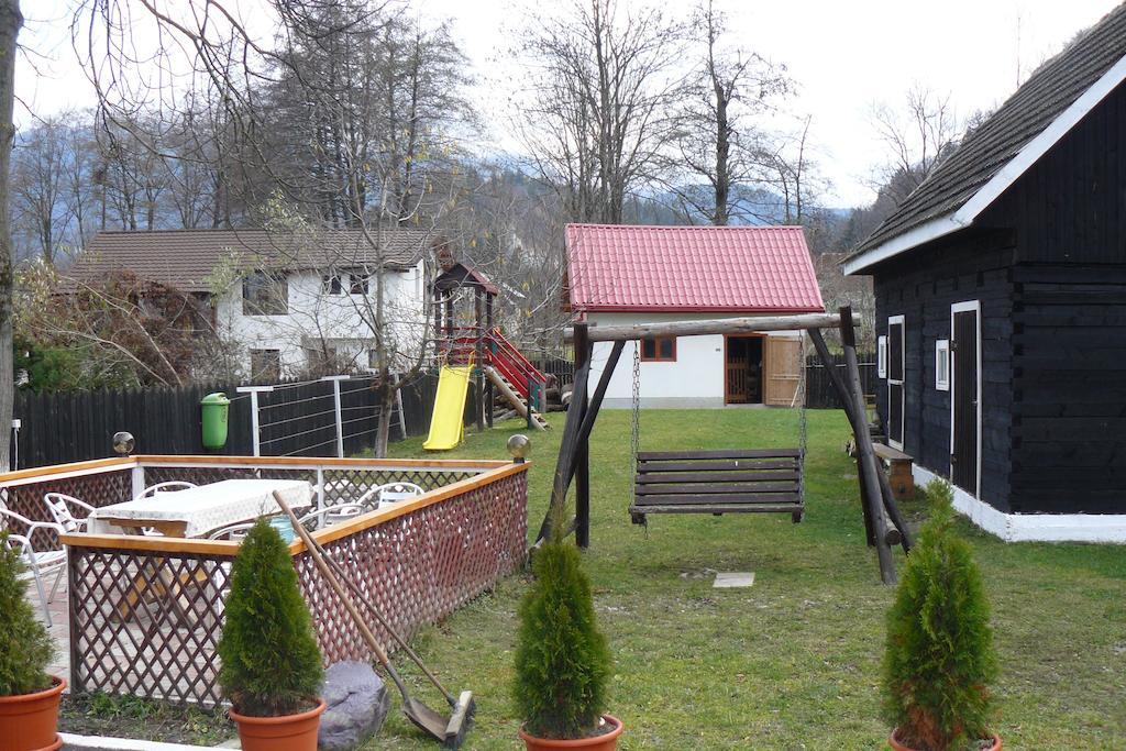 Pensiunea Vladut Bran  Camera foto