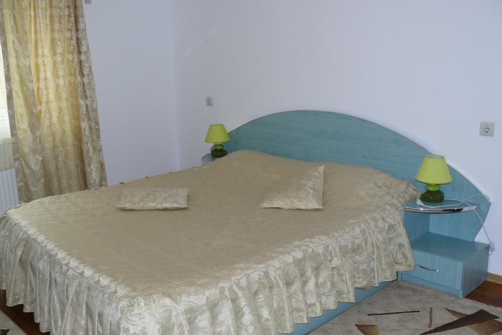 Pensiunea Vladut Bran  Camera foto