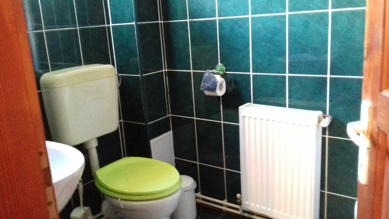 Pensiunea Vladut Bran  Esterno foto